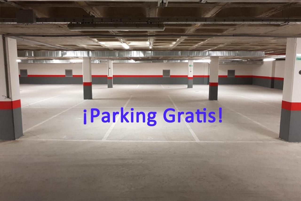 Imperial - Parking Gratis Lägenhet Sevilla Exteriör bild